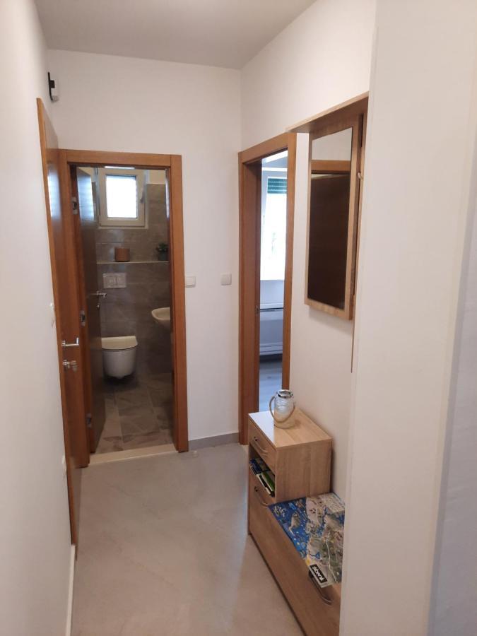 Apartman Laura M Vodice Exterior photo