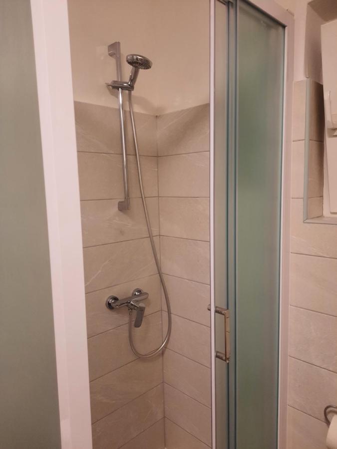Apartman Laura M Vodice Exterior photo